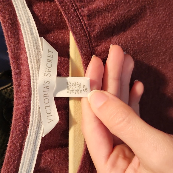 Vs top - Picture 2 of 3